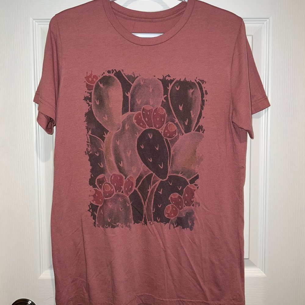 Medium Cactus T-shirt (fits a little more over sized)
